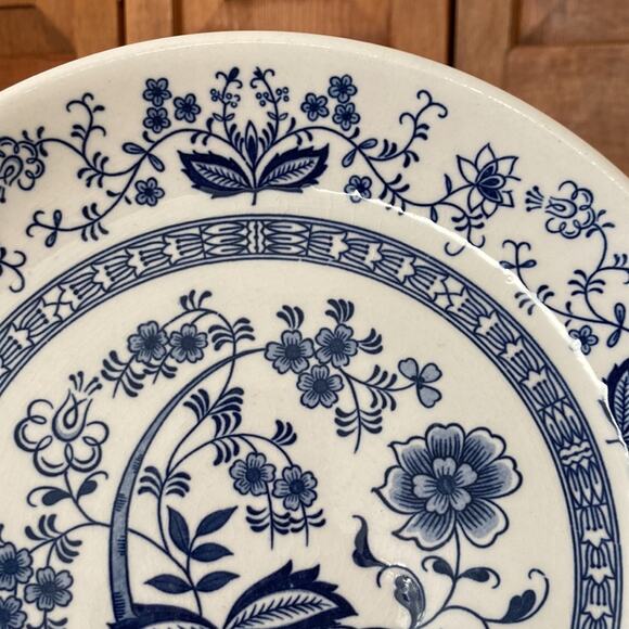 Vintage “Blue Onion” Transferware Dinner Plates, 2 - Picture 7 of 10